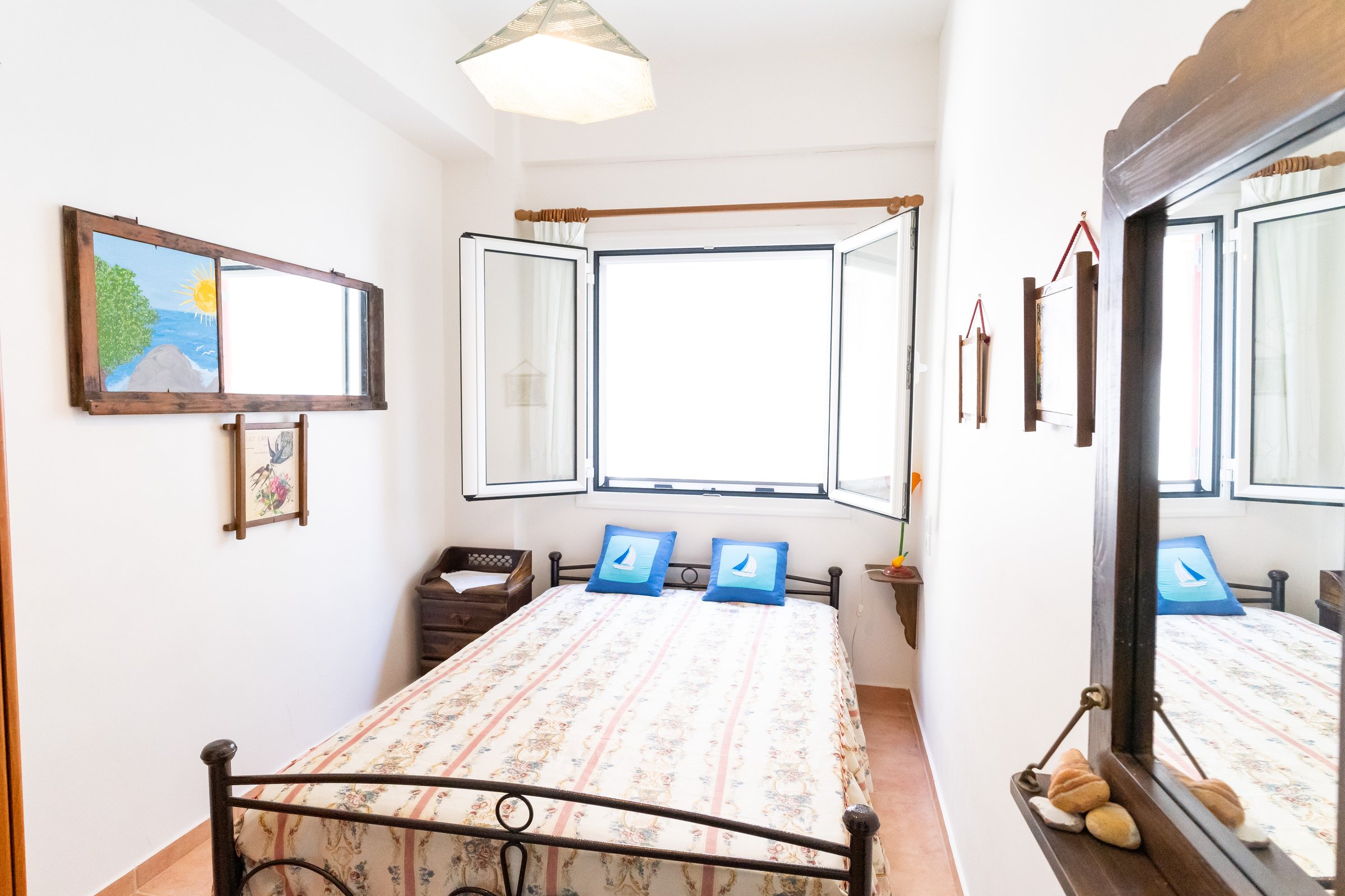 Second bedroom with traditional Ikarian decor